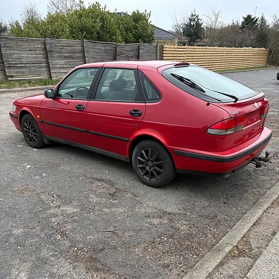 Saab 9-3 1999 photo 3