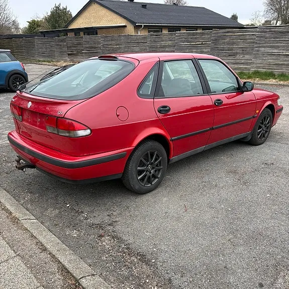 Saab 9-3 1999 photo 5