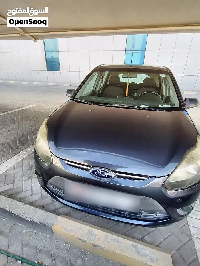 Ford Figo 2012 photo 2