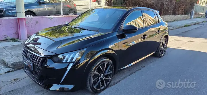Peugeot 208 2023 photo 2