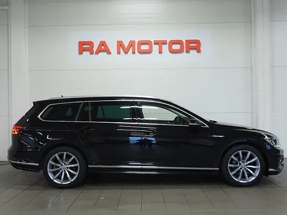 Volkswagen Passat 2018 photo 3