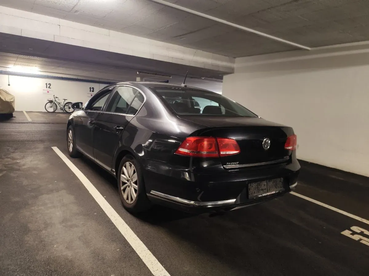 Volkswagen Passat 2012 photo 3