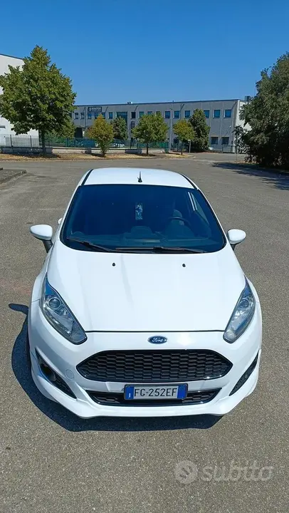 Ford Fiesta 2017 photo 3
