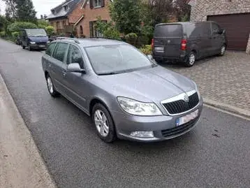 Skoda Octavia 2012 photo 4