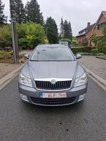 Skoda Octavia 2012 photo 3