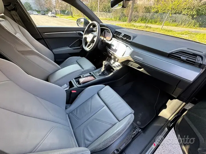 Audi Q3 2019 photo 5