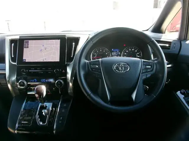 Toyota Alphard 2022 photo 4