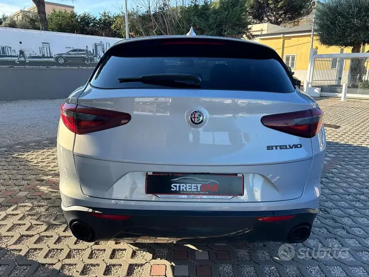Alfa Romeo Stelvio 2020 photo 4