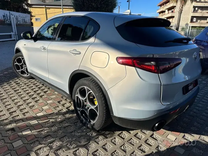 Alfa Romeo Stelvio 2020 photo 5