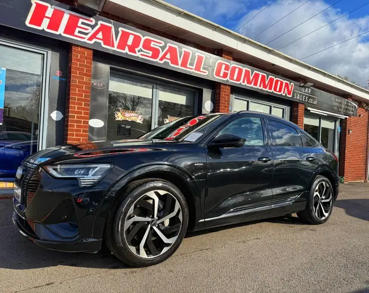 Audi E-Tron