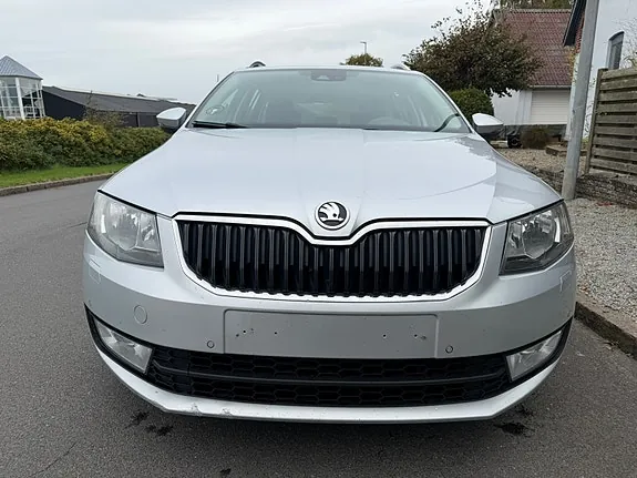 Skoda Octavia 2014 photo 3