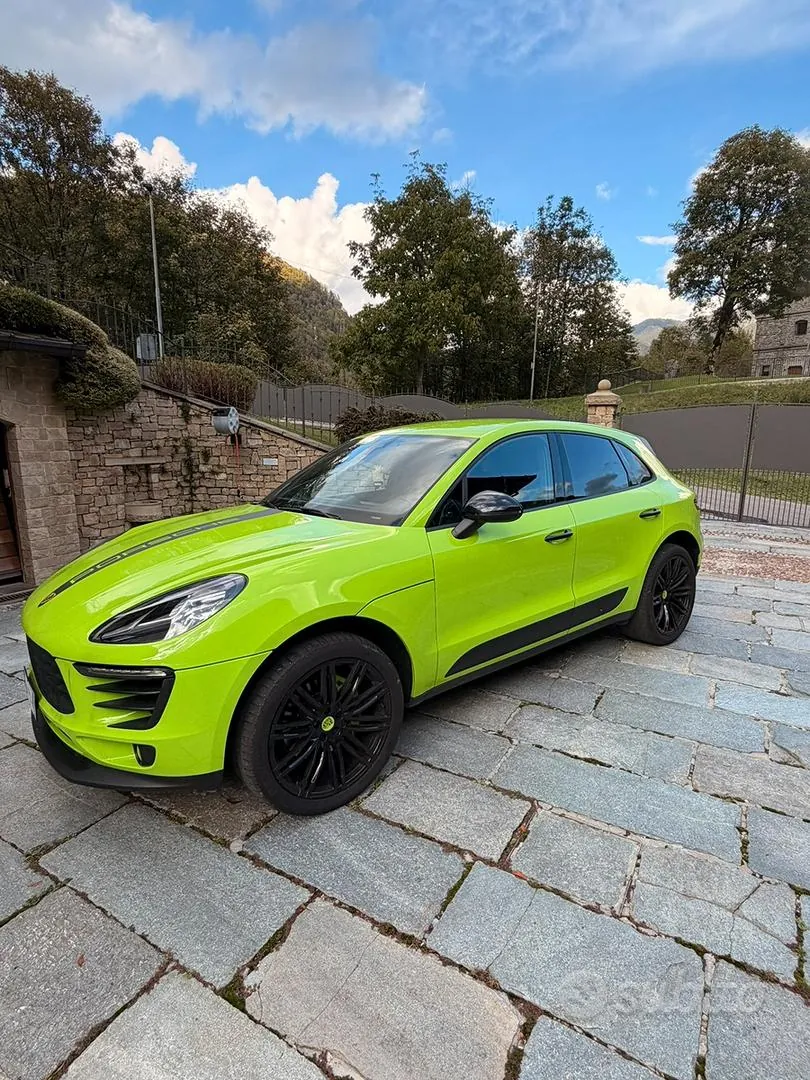 Porsche Macan S