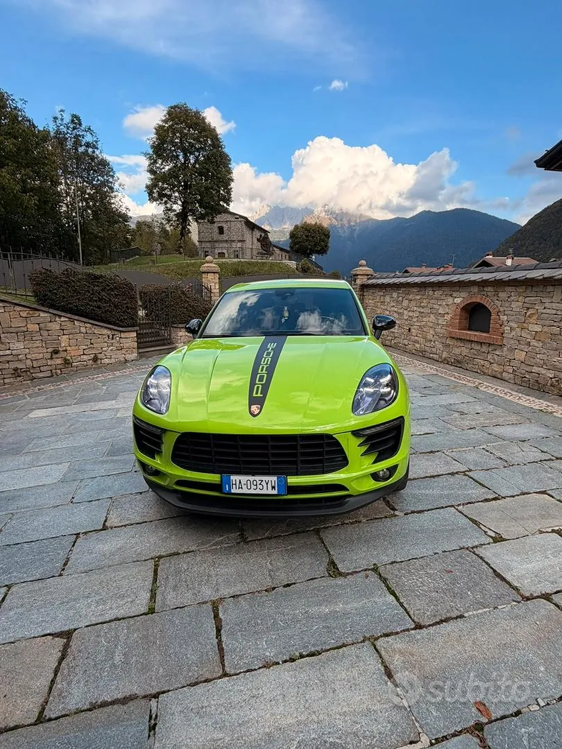 Porsche Macan S