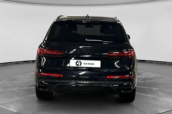 Audi Q7 2021 photo 4
