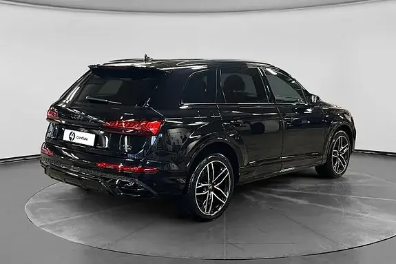 Audi Q7 2021 photo 5
