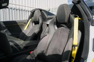 Chevrolet Corvette 2025 photo 2