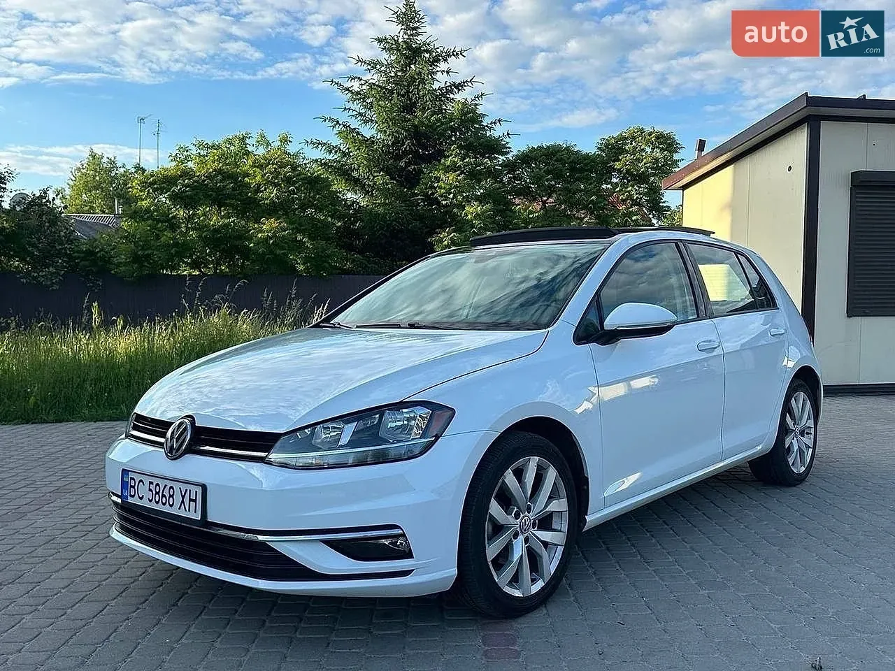 Volkswagen Golf 2018 photo 3