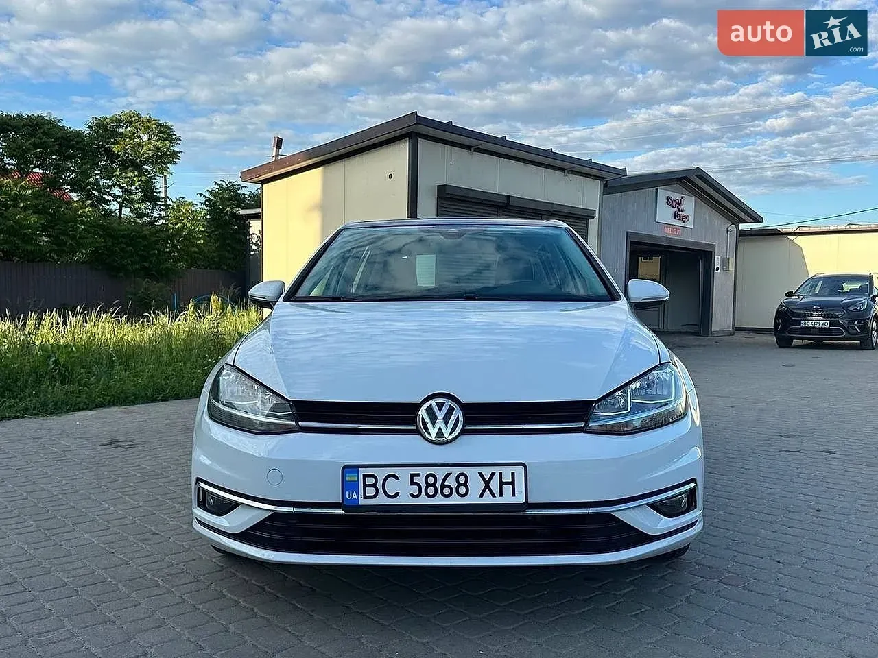 Volkswagen Golf 2018 photo 2