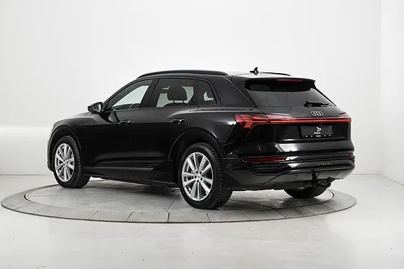 Audi Q8 2024 photo 5