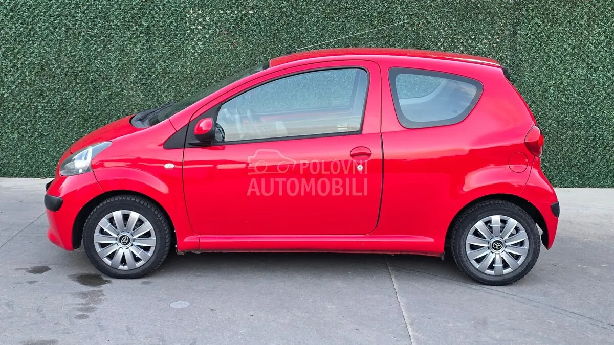 Toyota Aygo 2006 photo 2