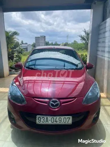 Mazda 2 2014 photo 4