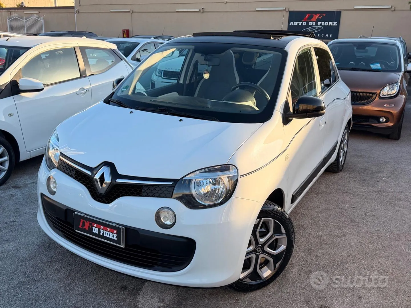 Renault Twingo 2017 photo 2