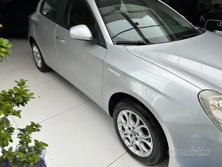 Alfa Romeo Giulietta 2020 photo 5