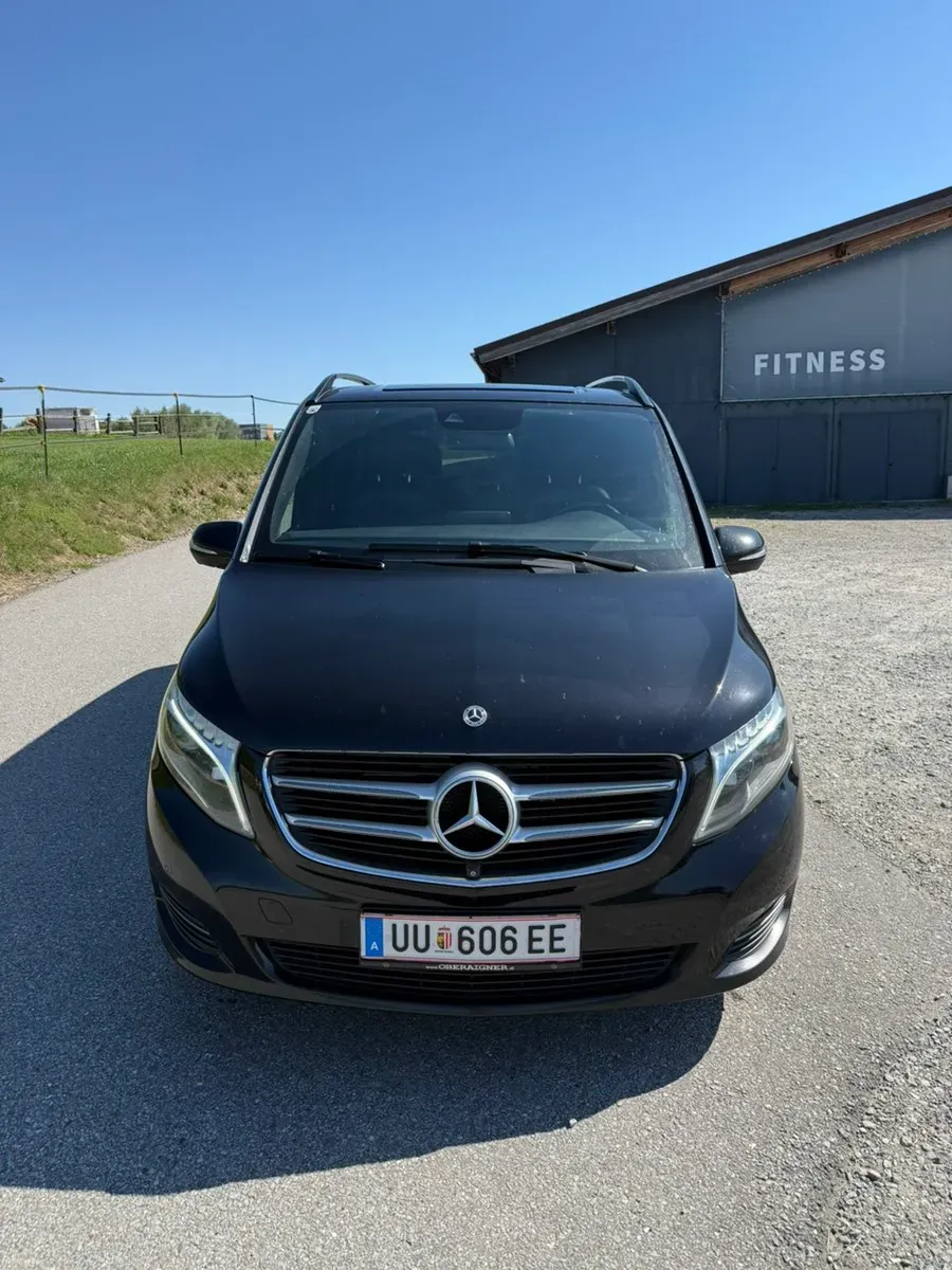 Mercedes-Benz Vklasse 2014 photo 2