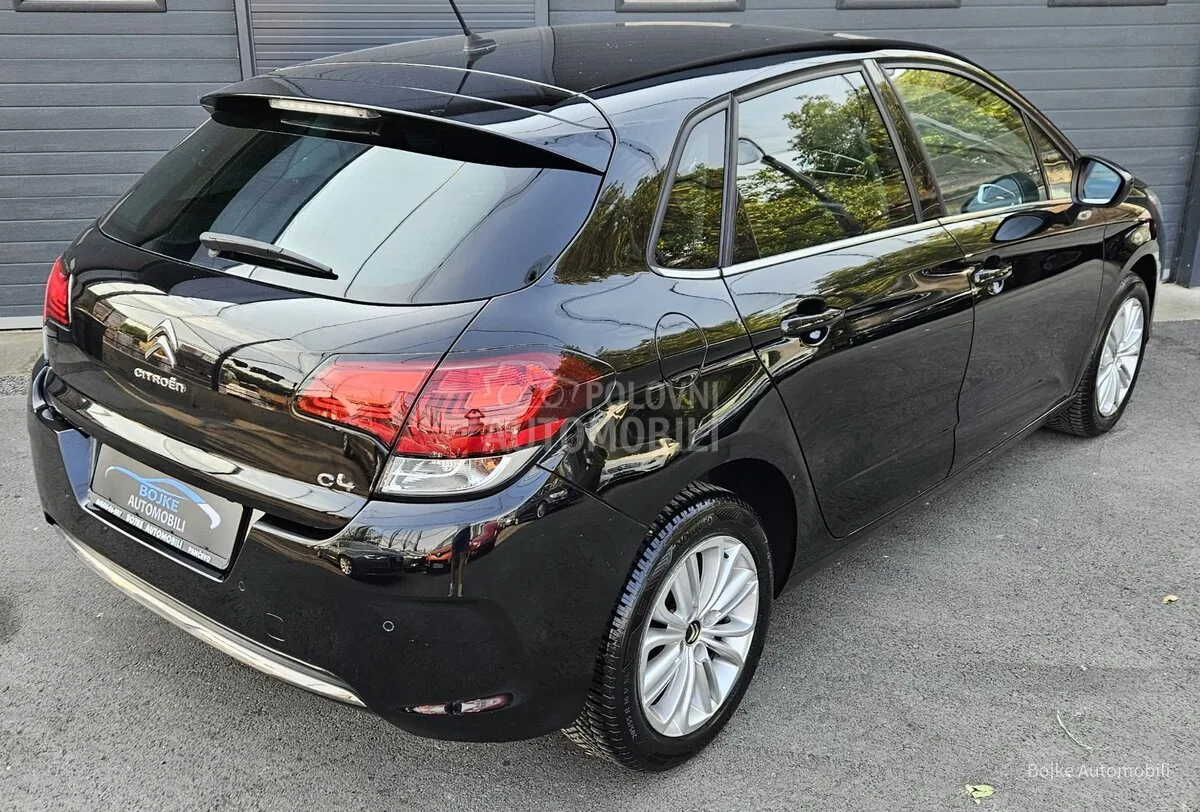 Citroen C4 2016 photo 2