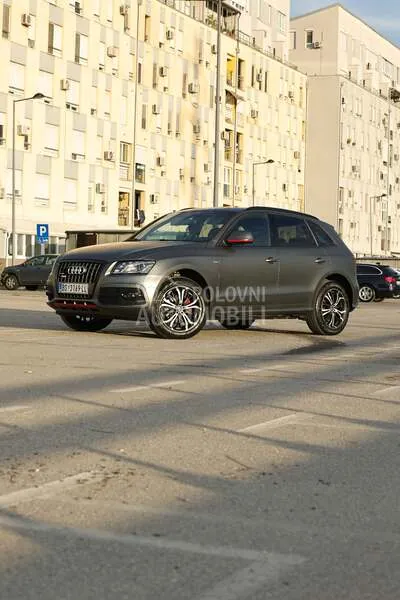 Audi Q5 2011 photo 4
