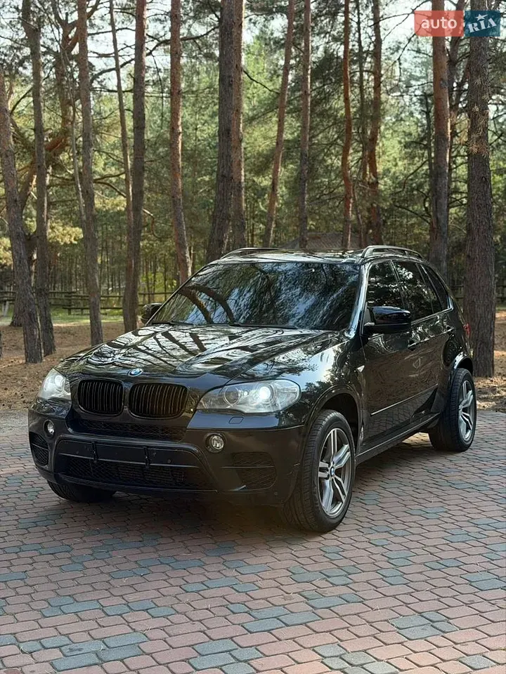 BMW X5 2011 photo 2