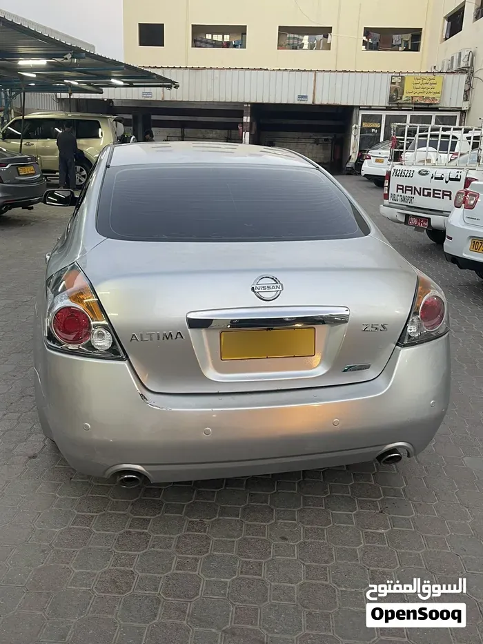Nissan Altima 2010 photo 3