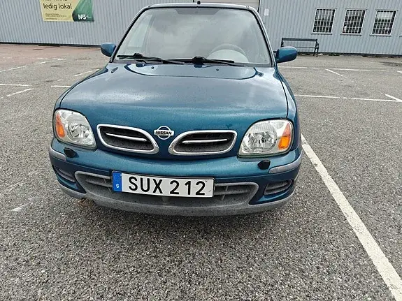 Nissan Micra 2001 photo 2