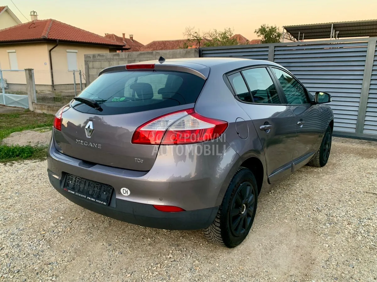 Renault Megane 2012 photo 5