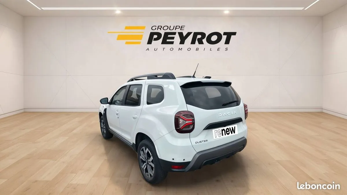 Dacia Duster 2024 photo 3