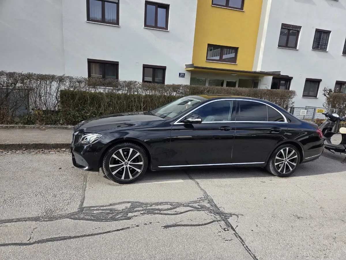 Mercedes-Benz E-Class 2018 photo 2