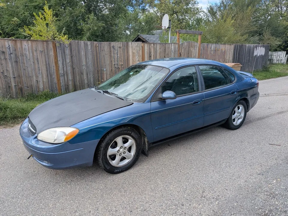 Ford Taurus