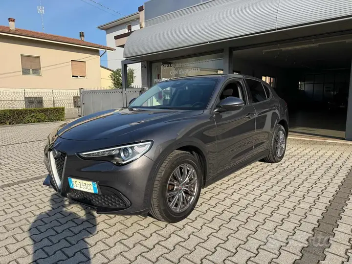 Alfa Romeo Stelvio 2021 photo 4
