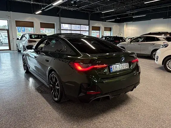 BMW I4 2024 photo 5