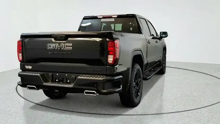 GMC Sierra 1500 2026 photo 3