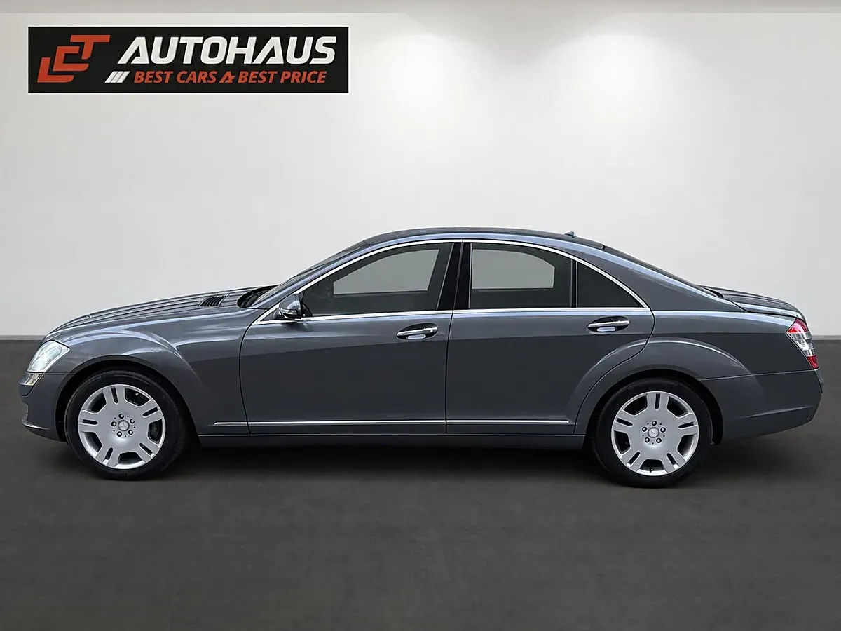 Mercedes-Benz S-Class 2006 photo 2