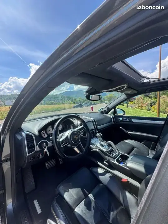 Porsche Cayenne 2016 photo 3