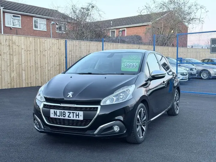 Peugeot 208 2018 photo 4