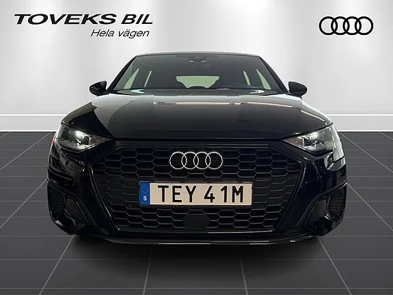 Audi A3 2024 photo 2