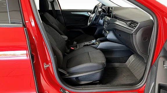 Ford Focus 2020 photo 3