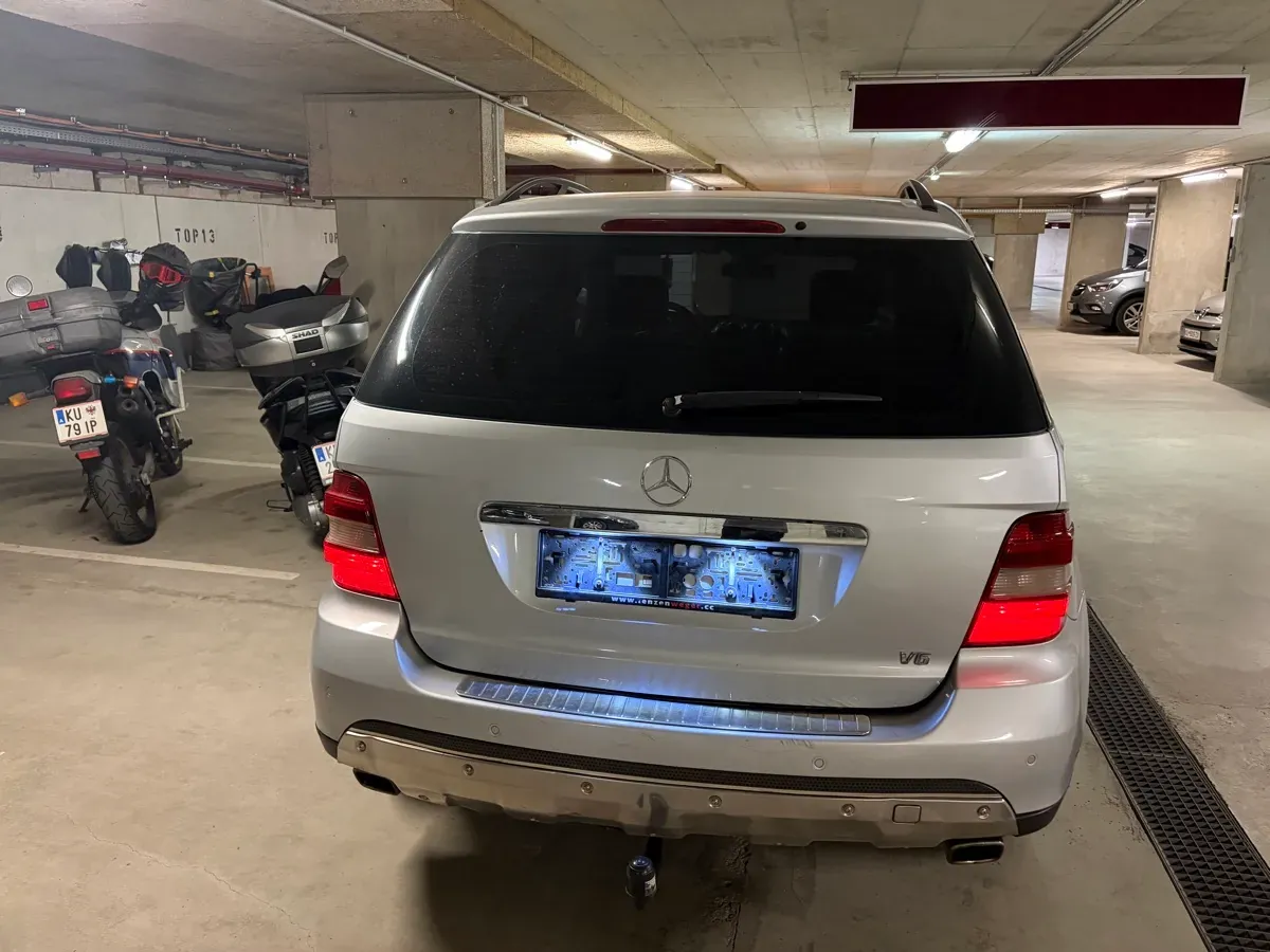 Mercedes-Benz M-Class 2006 photo 3