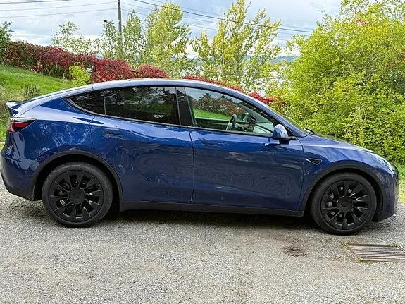 Tesla Model Y 2022 photo 3