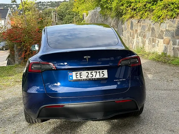 Tesla Model Y 2022 photo 4