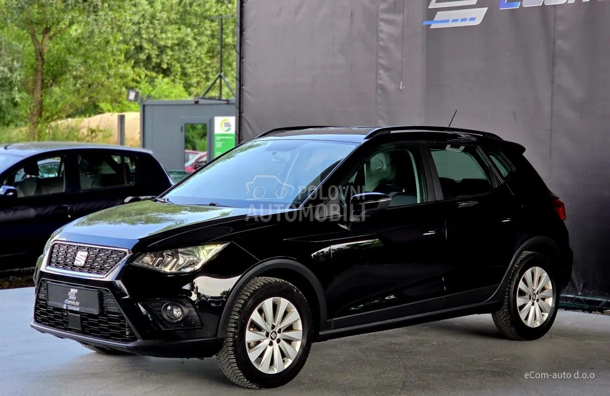 Seat Arona 2021 photo 2