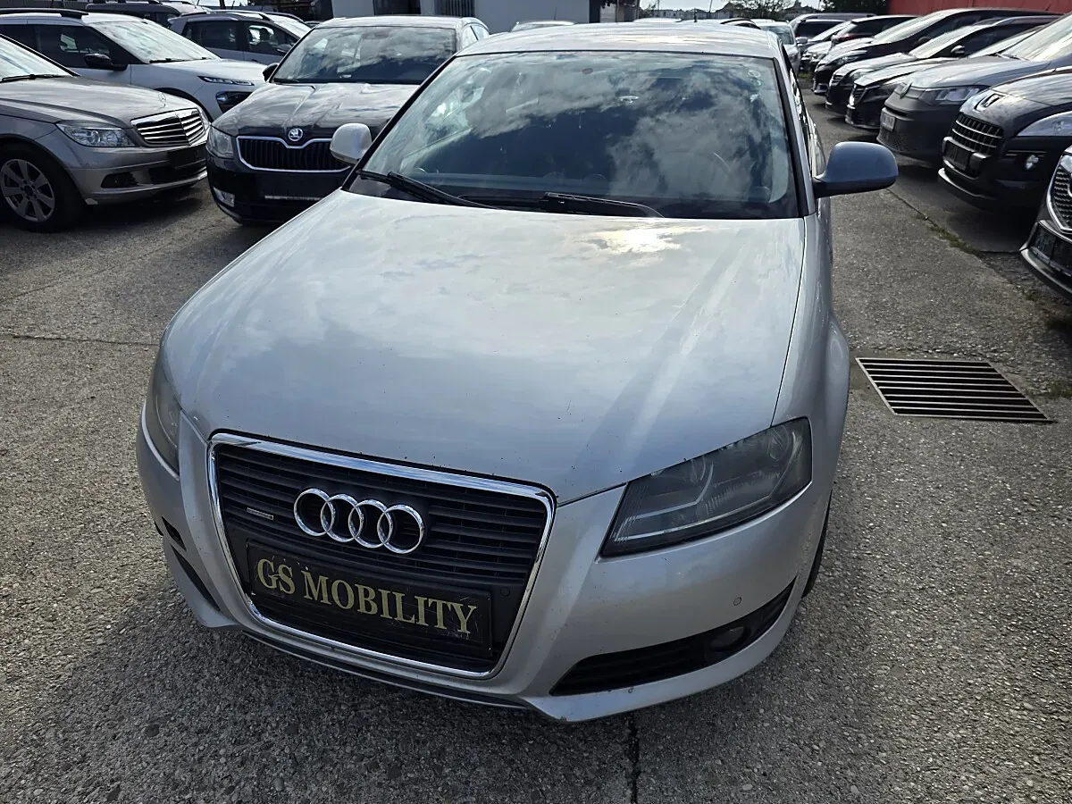 Audi A3 1997 photo 2